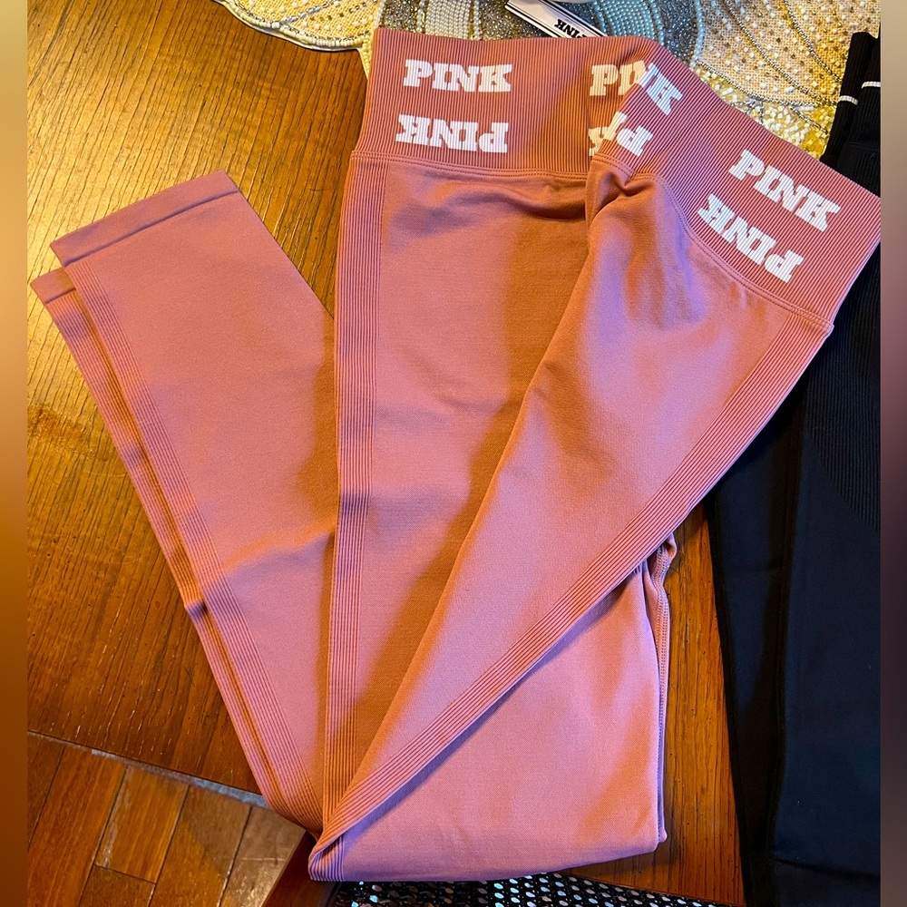 PINK brand Victoria's Secret full length seamless leggings in light coral NWT